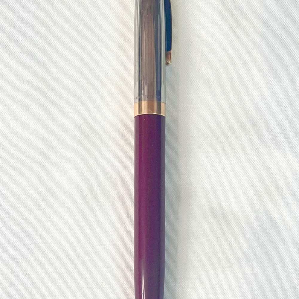 Elegant 1930’s Sheaffer Burgundy and Gold Fountain Pen